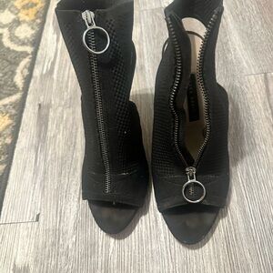 Zara Black Zipper Front Heeled Boots
